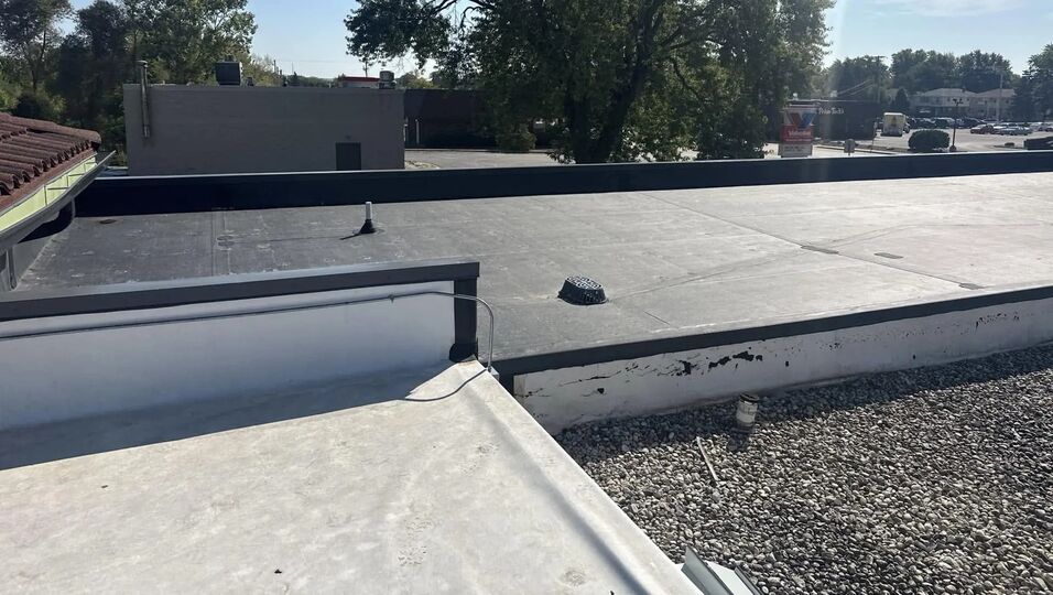 commercial flat roof parapets